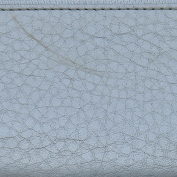 Coach Vintage Tan and White Leather Wristlet wallet pair ink needs cleaning - Picture 3 of 10